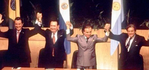 La imagen ecuerda el día de la firma del acta fundacional de Mercposur, en Asunción, Praguay (Imagen: Prensa Mercosur)